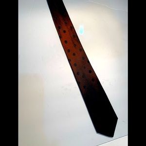 Saks Fifth Avenue Tie